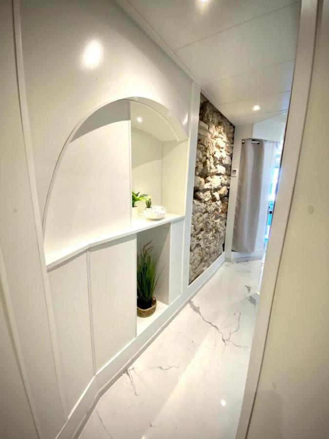 Le Rocamare -superb-atypical Sea View-a.c-wifi Apartment Nizza